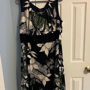 Perceptions Black Floral Maxi Dress with Green and White Leaves